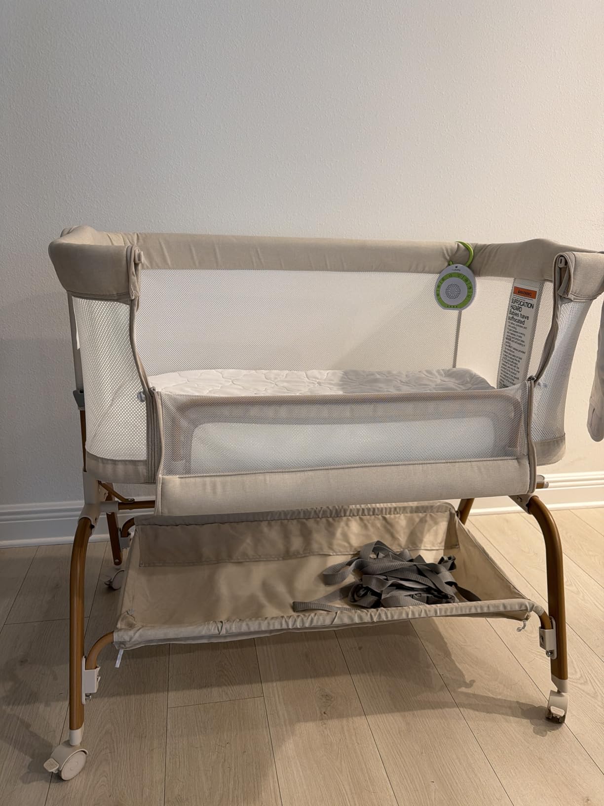 BabyBond Bassinet Bedside Crib, 3-in-1 Baby Bassinet Bedside Sleeper with Mattress and Sheet, Anti-Reflux, Full-Mesh Sides, 6-Height Adjustable customer photo 1