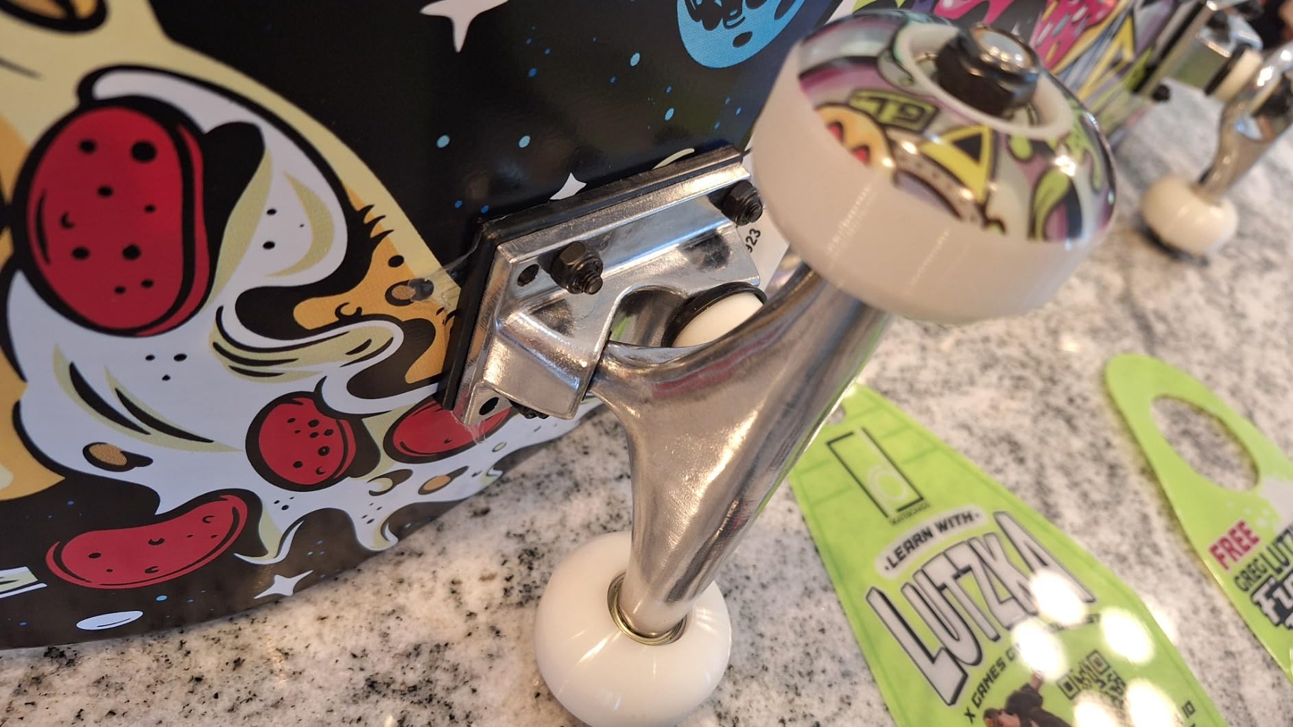 Roller Derby Deluxe Series Skateboard for Beginners, Kids, Teens and Adults customer photo 1