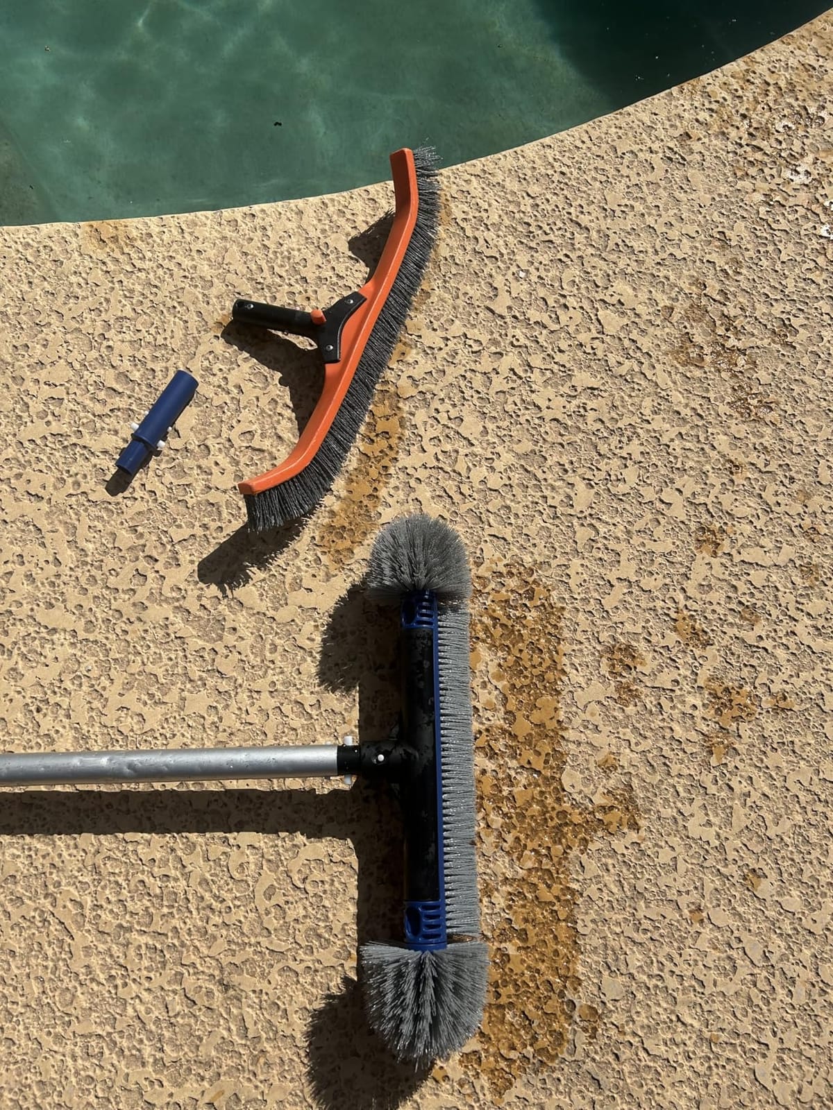 Poolvio 5-in-1 Pool Cleaning Kit - Includes Semi-Deep Skimmer Net, Aluminum Leaf Rake, 20' Pool Brush with 13ft Adjustable Pole customer photo 1