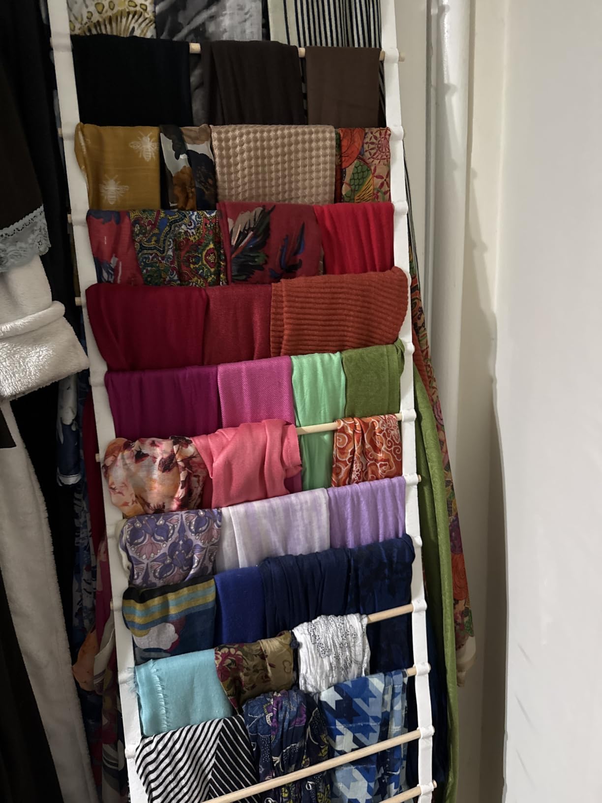 Sewing Room Hanging Wall Fabric Organizer, Over The Door 20-Shelf Cloth Organizer with 4 Hooks, Closet Hanging Fabric Storage for Sewing & Quilting Collection(16.5 Inch) customer photo 1