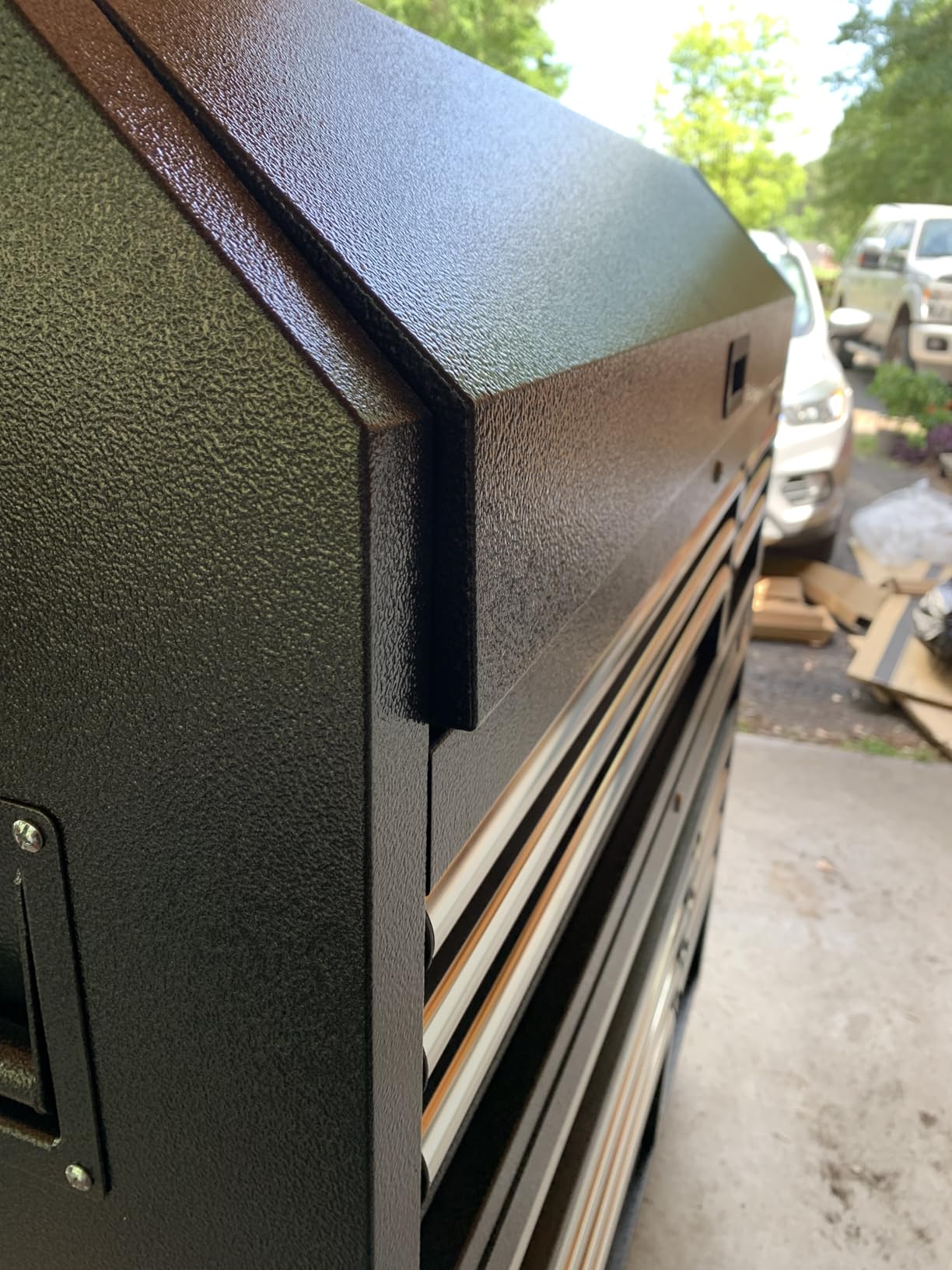 WEN 52-Inch Premium Rolling Tool Cabinet, Black, Heavy Duty 21-Gauge Powder-Coated Steel Construction, for Garage and Workshop (GG532B) customer photo 1