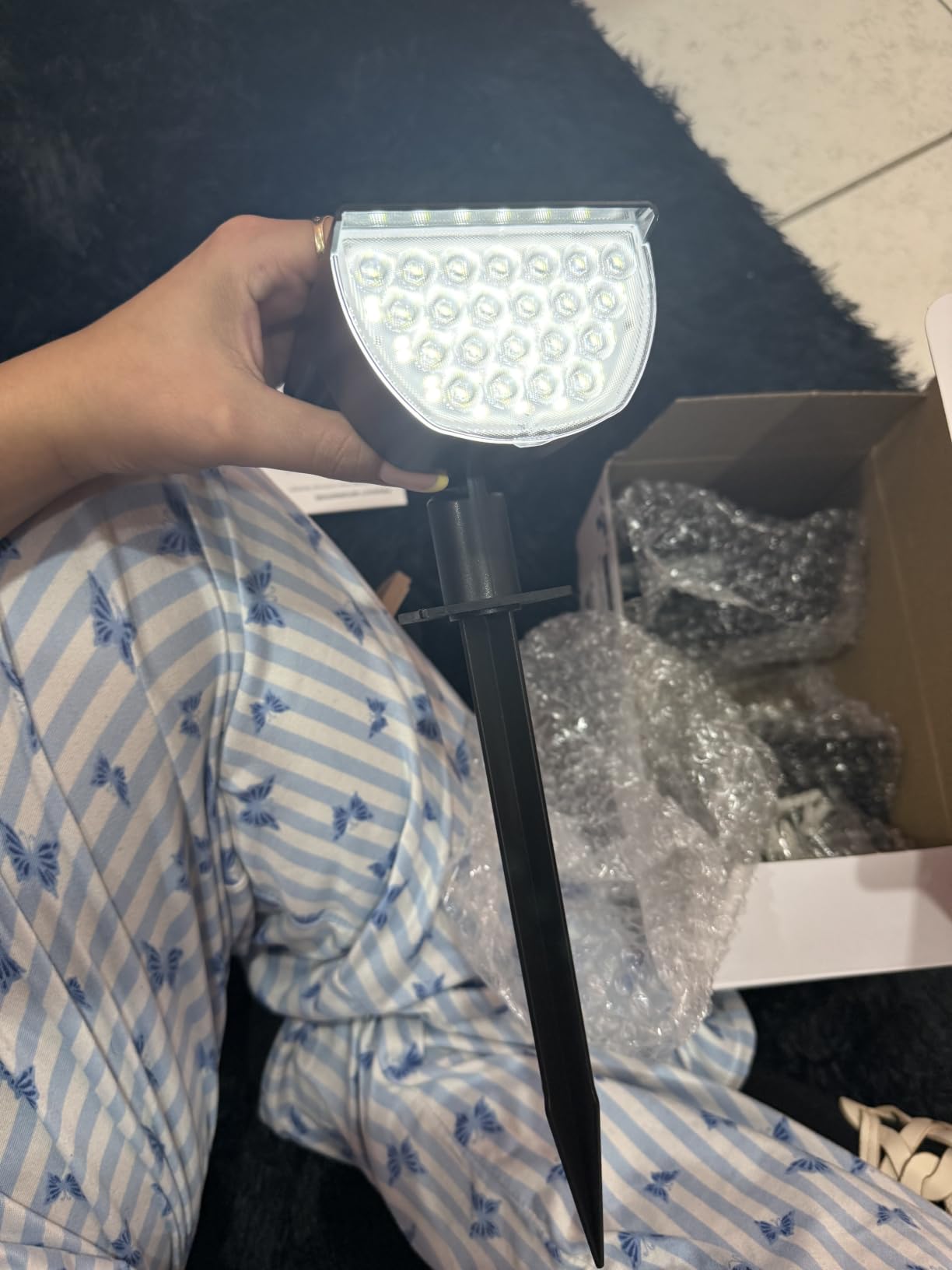 GKGG Solar Lights Outdoor Waterproof IP65, Solar Powered 76 LED 3 Lighting Modes Solar Spot Lights Outdoor for Yard Garden Landscape Pathway (Warm White, 4 Pack) customer photo 2