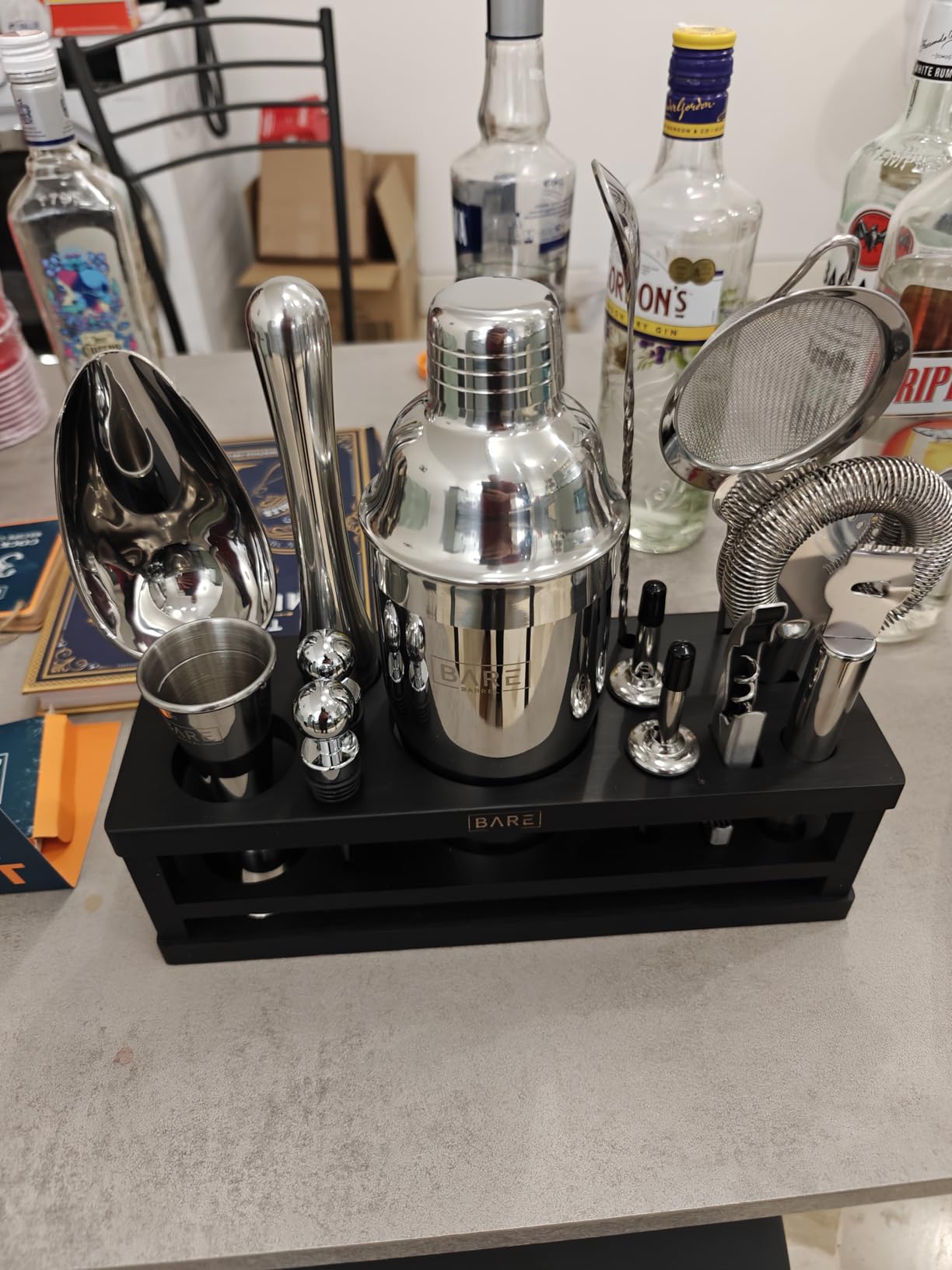 BARE BARREL Mixology Bartender Kit Bar Set - 16-Piece Cocktail Shaker Set - Martini Barware Mixing Tools for Home Bartending - Incl. 35 Recipe Cards - Gift Set (28oz Boston Shaker, Silver/Black) customer photo 1