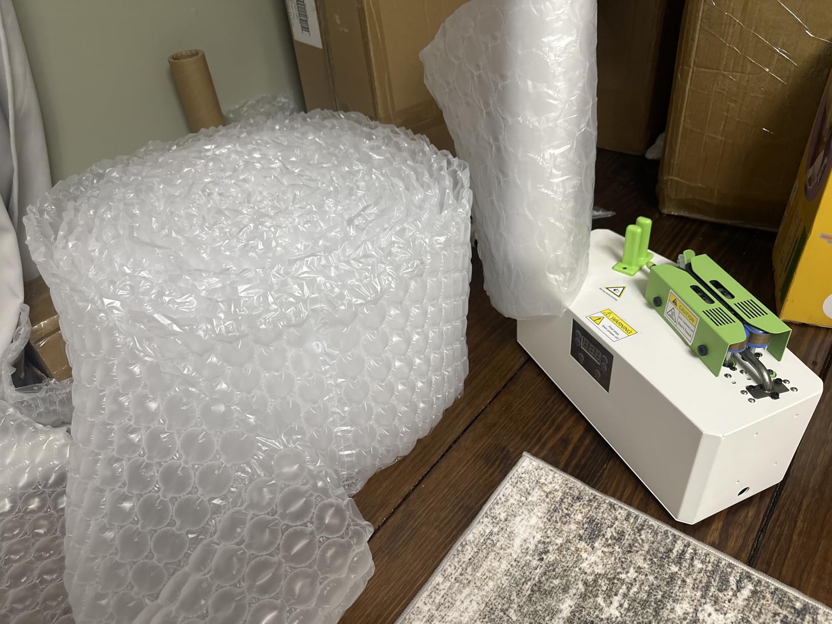 Air Cushion Machine 30ft/min Bubble Wrap Machine 280L/min Air Pillow Maker for Shipping & Packaging Supplies + 164ft Air Cushion Film (110V) customer photo 1