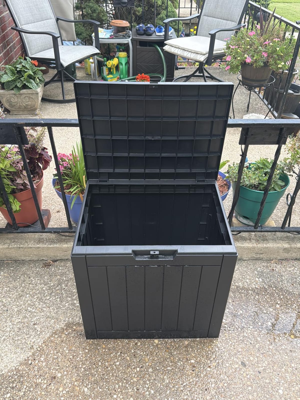 35 Gallon Outdoor Deck Box Lockable Waterproof Storage Black | Heavy-duty resin container for indoor and outside use. Patio cushions, garden equipment, pool accessories, outdoor tools customer photo 2