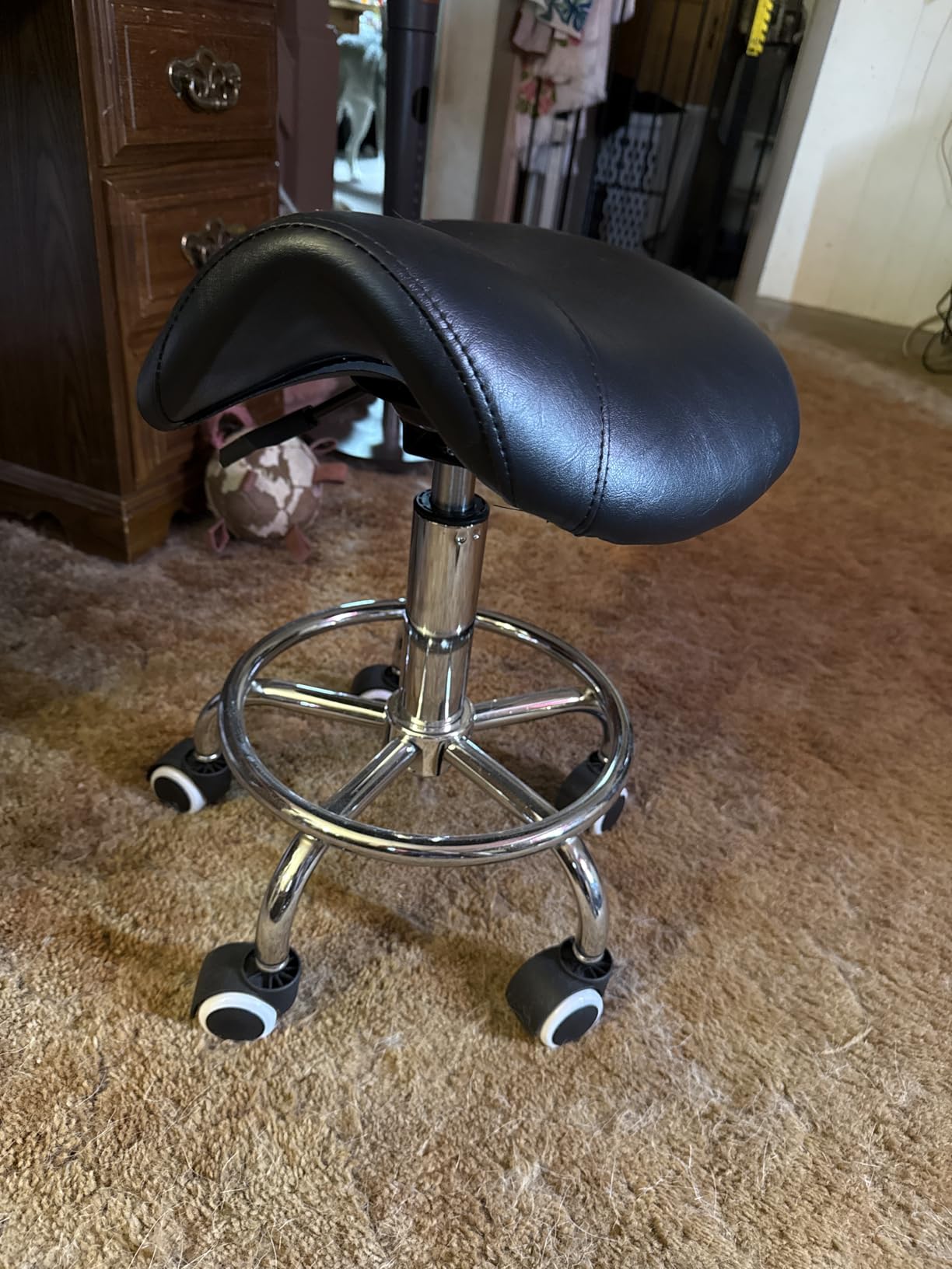 YEEZEE Saddle Stool Ergonomic, Saddle Chair with Wheels, Dark Black | Comfortable Wide Thick Saddle Seat Padding, 360 Swivel, Adjustable Height, Ring Pedal Design, for Medical Massage Salon Spa customer photo 2
