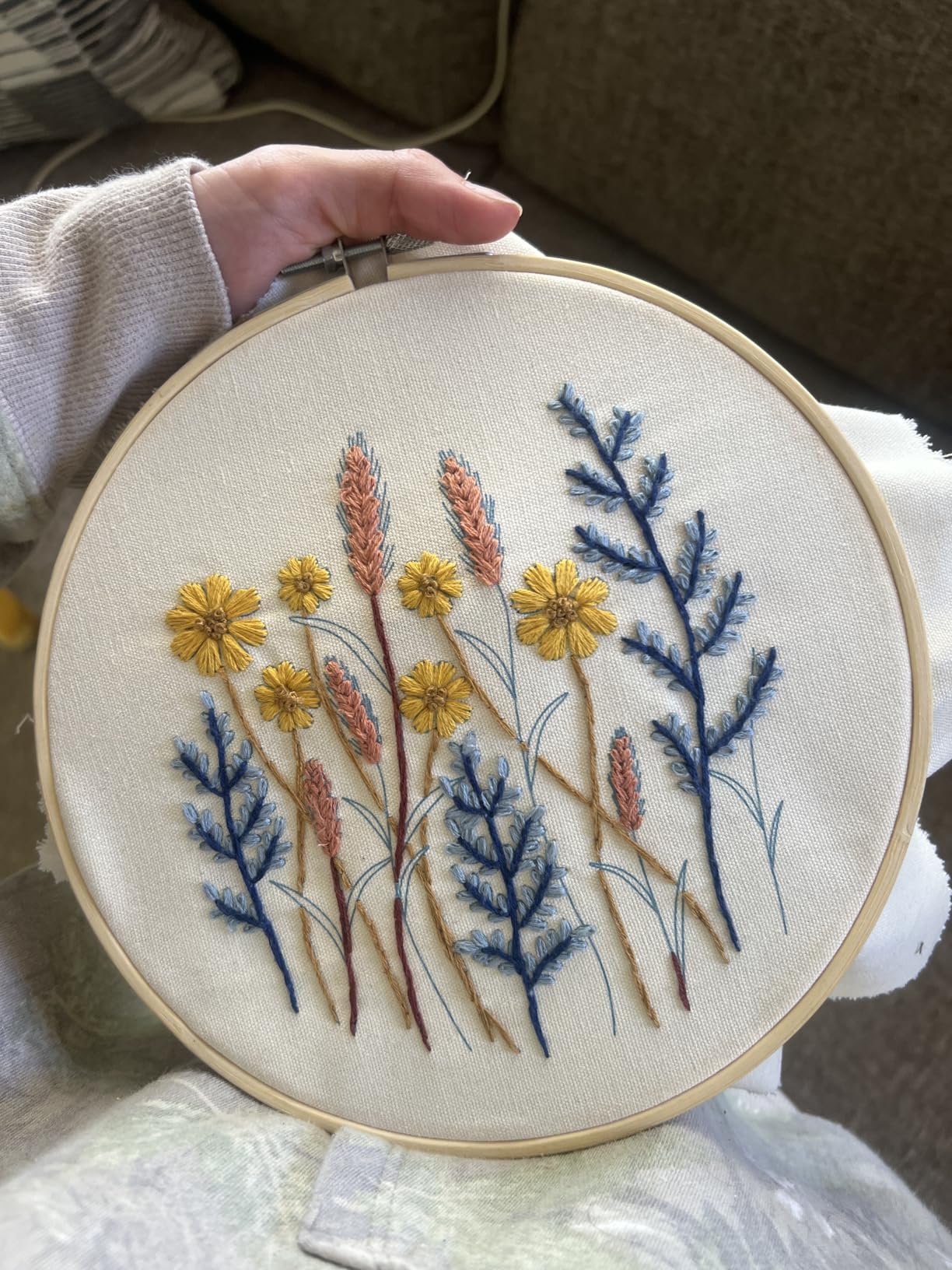 CYANFOUR 5 Pack Beginner Embroidery Kit for Adults with Video & Instruction | Easy to Learn Floral Embroidery Patterns, Includes Multiple Accessories, Gift for Craft Lovers customer photo 2