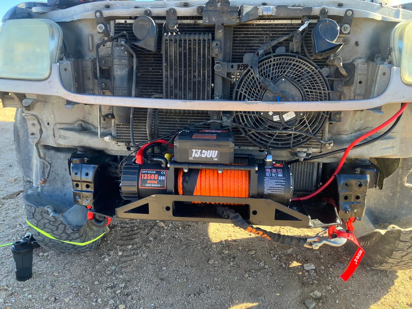 Winch 13500lbs 12V Waterproof Electric Winch Synthetic Rope Truck Winch Towing Winch Boat Trailer Winch SUV 4-Wheel Drive Off-Road Vehicle with Remote Control 3/8 Synthetic Rope (Black) customer photo 1