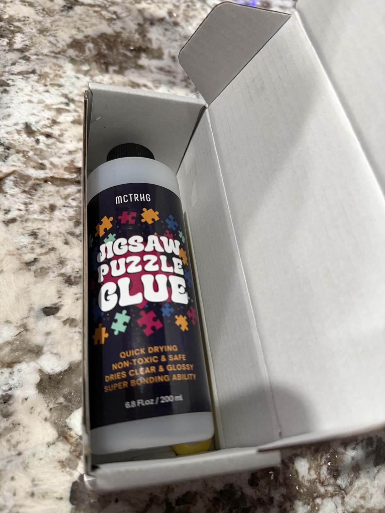 Clear Jigsaw Puzzle Glue with Applicators, Quick-Dry, 200mL | Glue for Puzzles to Frame, Non-Toxic, Non-Yellowing, Covers Up to 5,000 Pieces, Easily Preserves Finished Puzzles customer photo 1
