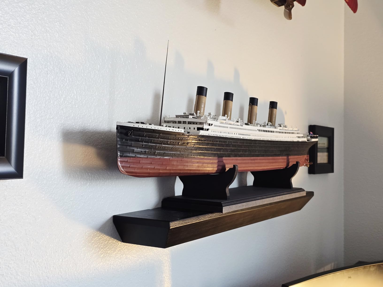 EarthMark Black Display Stand for Model Ships: Titanic and Prinz Eugen (Pre-Painted Black) #19161 customer photo 2