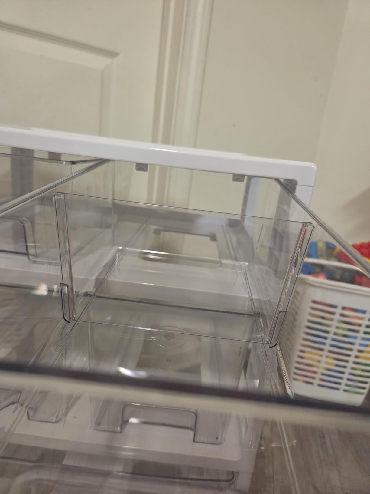 Vtopmart Drawer Storage Organizer, 4 Tier 6 Drawers with Wheels, Clear | Clear Drawers with Multiple Sizes Keep Supplies Visible. Sturdy for Bathroom, Office, Under Desk, Crafts & Art Storage. customer photo 2