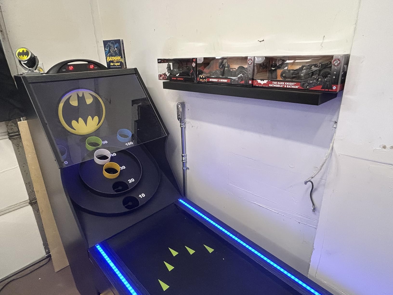 VEVOR Roll and Score Classic Arcade GameTable, Sky Ball Table Machine, LED Electronic Scorer & Track Lighting, Sound, Automatic Ball Return, Home Recreation Game Room customer photo 1