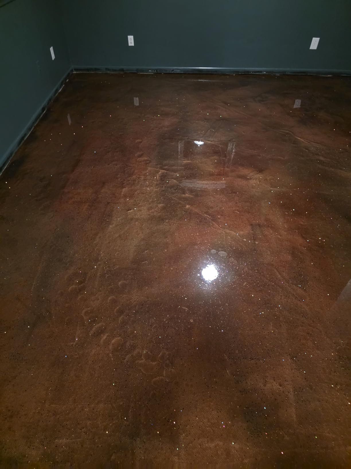 Epoxy Resin Coating 3 Gallon Kit - Clear - Standard Cure Speed - for Floors, Counter Tops, Garages & More - 100% Solids - 2 Components - Self Leveling, Chemical Resistant, Solvent-Free customer photo 1