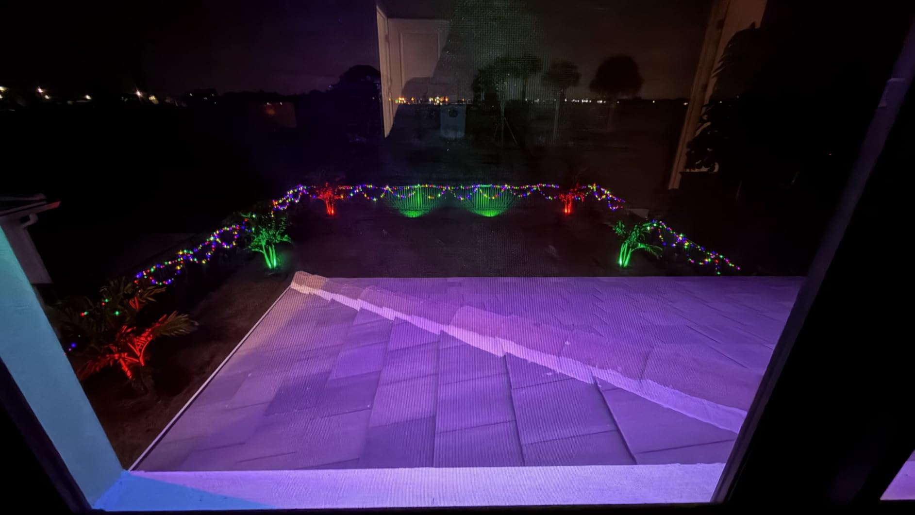 ZUCKEO All-in-One RGBW Landscape Lighting Kit, 5W Color Changing Low Voltage Landscape Lights with Transformer and 80FT Wire, LED Multi-Color Landscape Spotlights for Holiday Yard Garden House, 8Pack customer photo 1