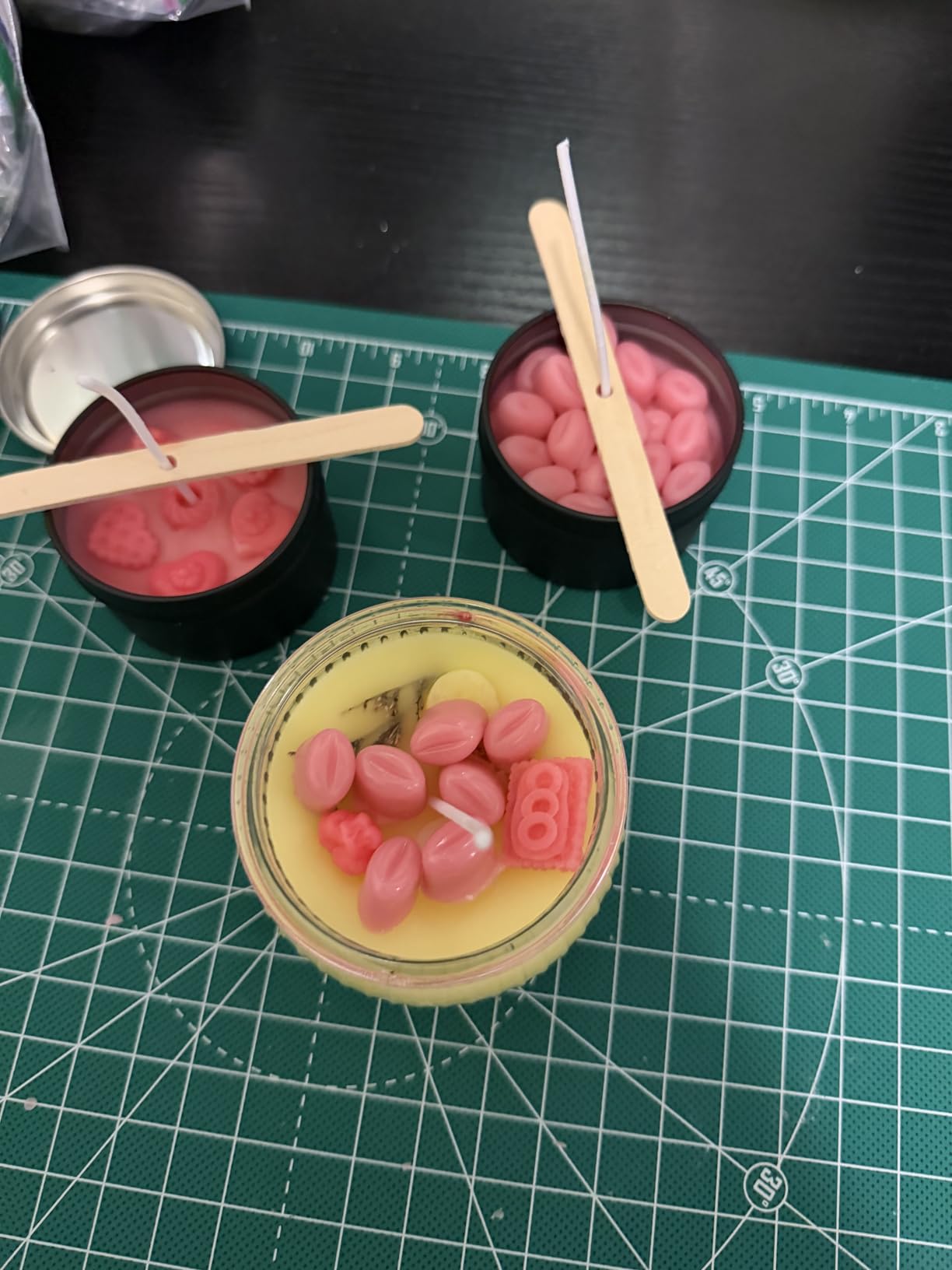 FAIRYELF Soy Candle Making Kit for Adults & Hot Plate, DIY Starter Supplies | Includes Glass Jars, Tins, Scents, Soy Wax, 3D Decorative Flowers & Color Dyes customer photo 2