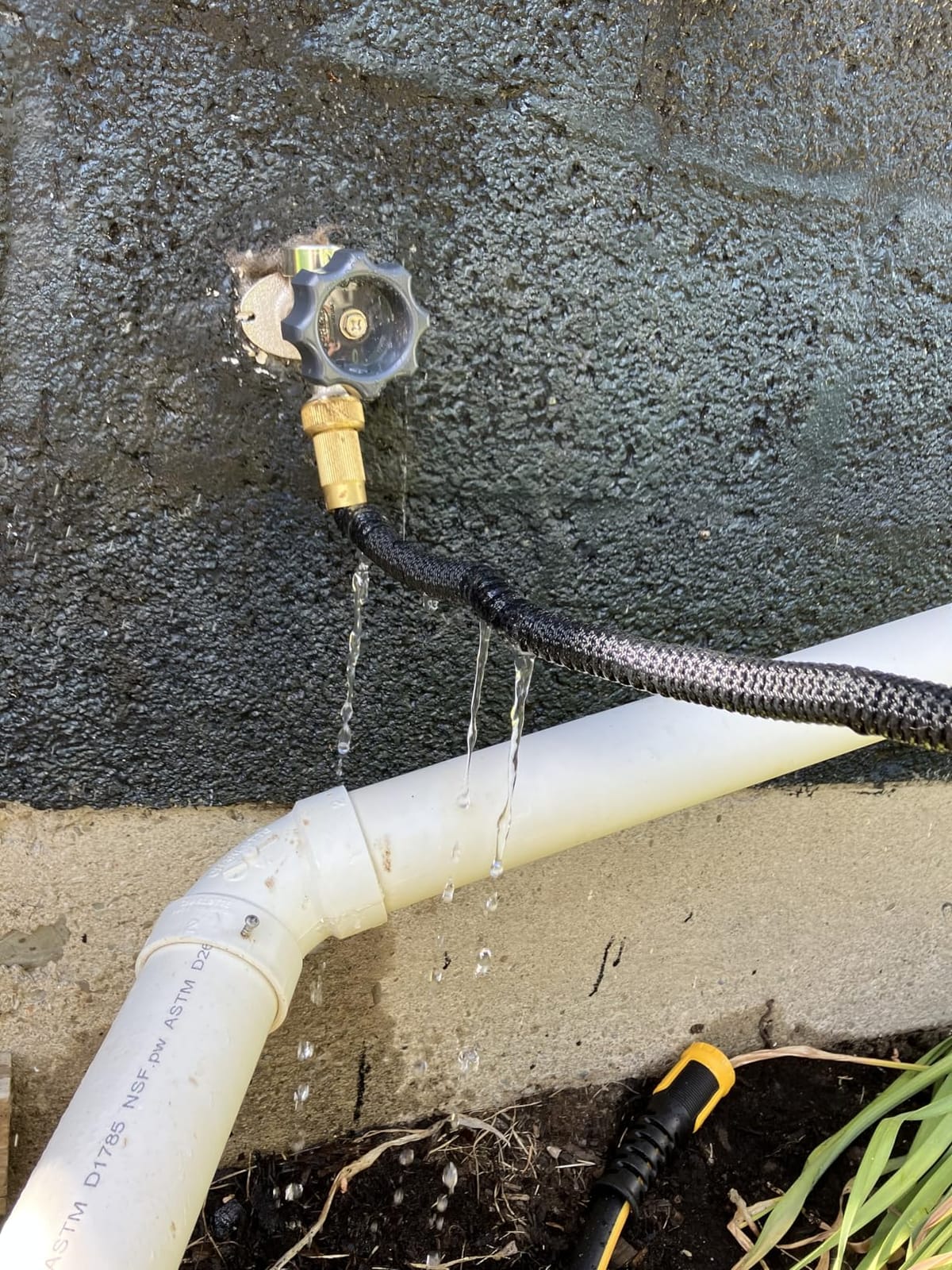 Flexi Hose Expandable Garden Hose with 8 Function Nozzle, 50FT - Lightweight Retractable Garden Hose, Water Hose - No-Kink Flexibility, 3/4 Inch Solid Brass Fittings and Double Latex Core customer photo 1