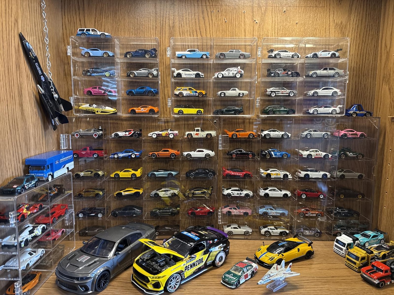 JUESHA Acrylic Display Case for Hot Wheels Storage 1/64 Scale | 6 Levels 24 Slots Toy Cars Showcase Wall Mount or Desktop, Clear Display Organizer for Diecast Matchbox Model Car Tabletop customer photo 2