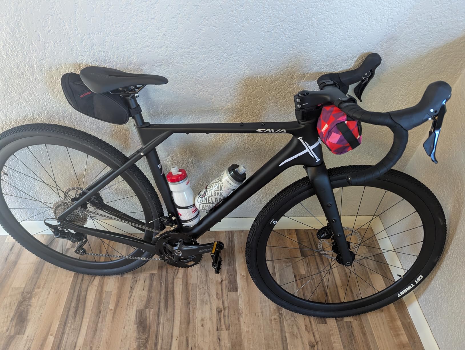 SAVADECK Carbon Gravel Bike - T800 Carbon Frame & Fork, Shimano GRX400 20-Speed, Hydraulic Disc Brakes, 700C x 40mm Tires customer photo 2
