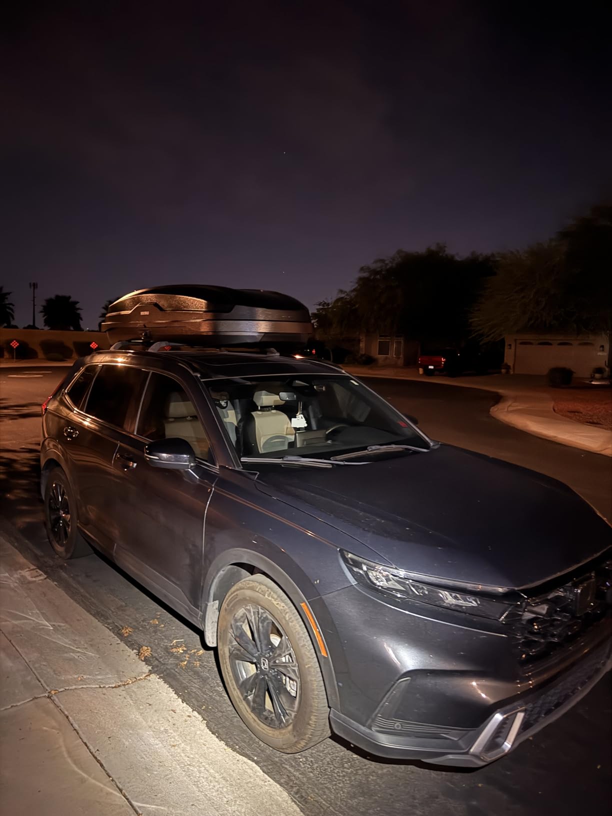 Yakima SkyBox NX XXL Rooftop Cargo Carrier Hard Shell Box, SKS Lock | Black Car Roof Storage Box for Vehicle Travel and Camping Accessories customer photo 2
