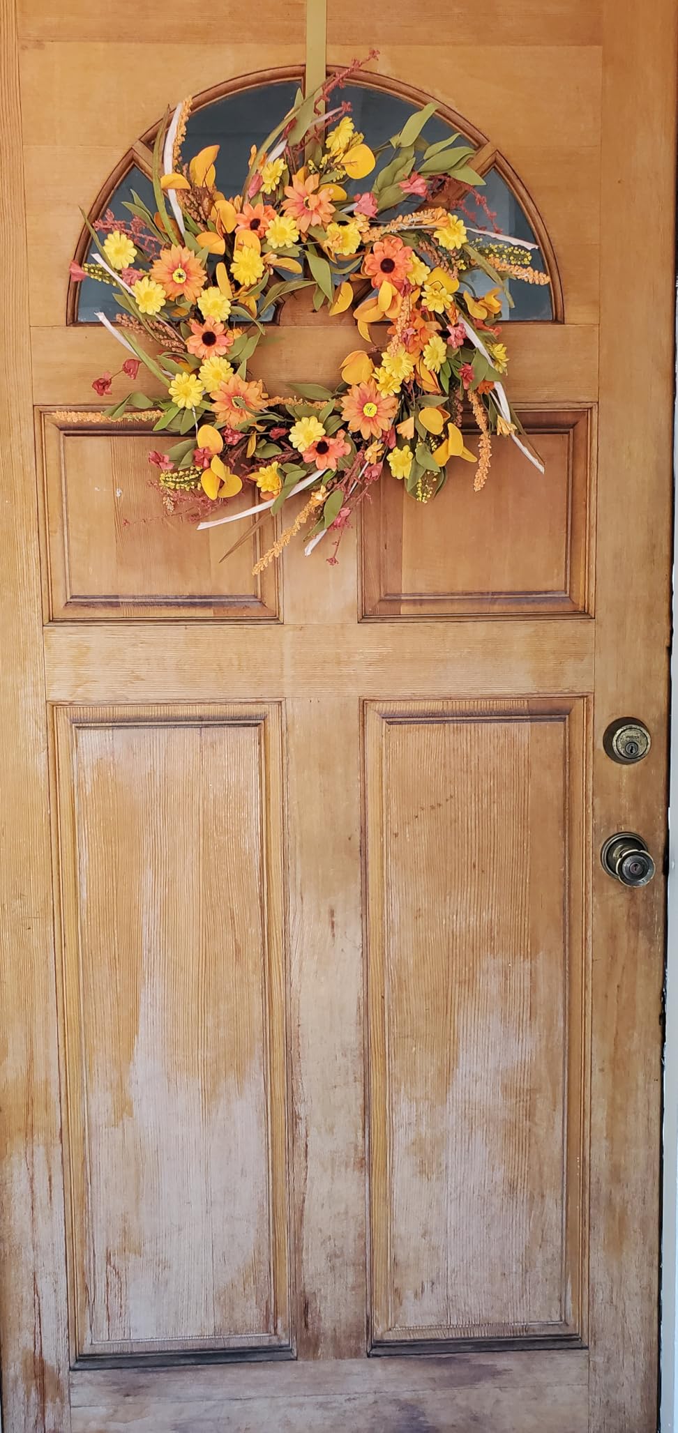 Artificial Fall Wreath 22 Inch Fall Wreaths for Front Door with Orange Berries Daisies Eucalyptus Leaves Autumn Door Wreaths for Thanksgiving Harvest Festival Wall Porch Farmhouse customer photo 2