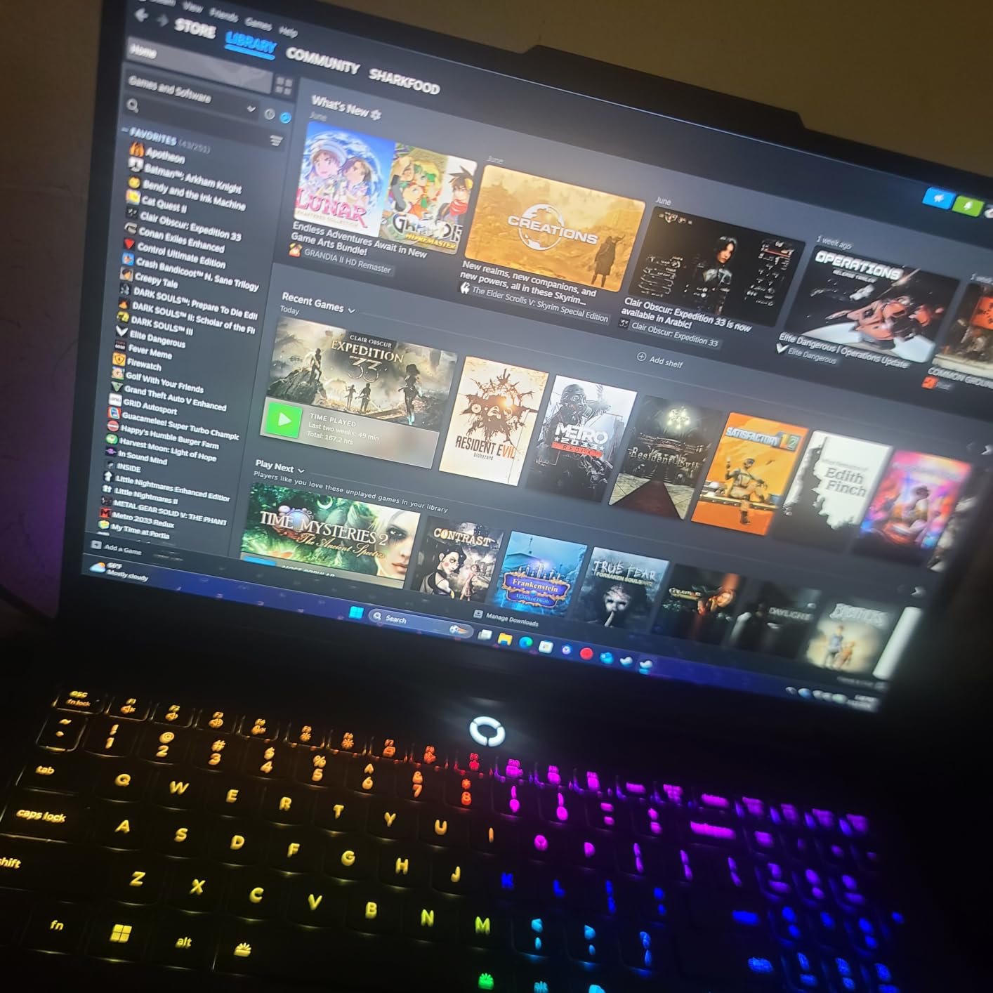 Lenovo Legion Pro 7i Gen 10 16