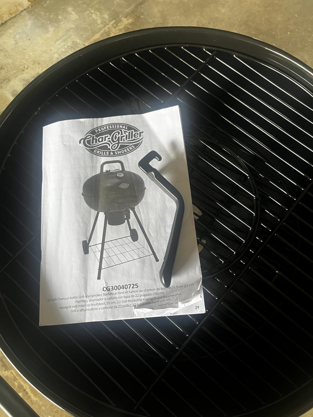 Char-Griller CG30040725 22-inch Kettle Charcoal Grill and Smoker customer photo 1