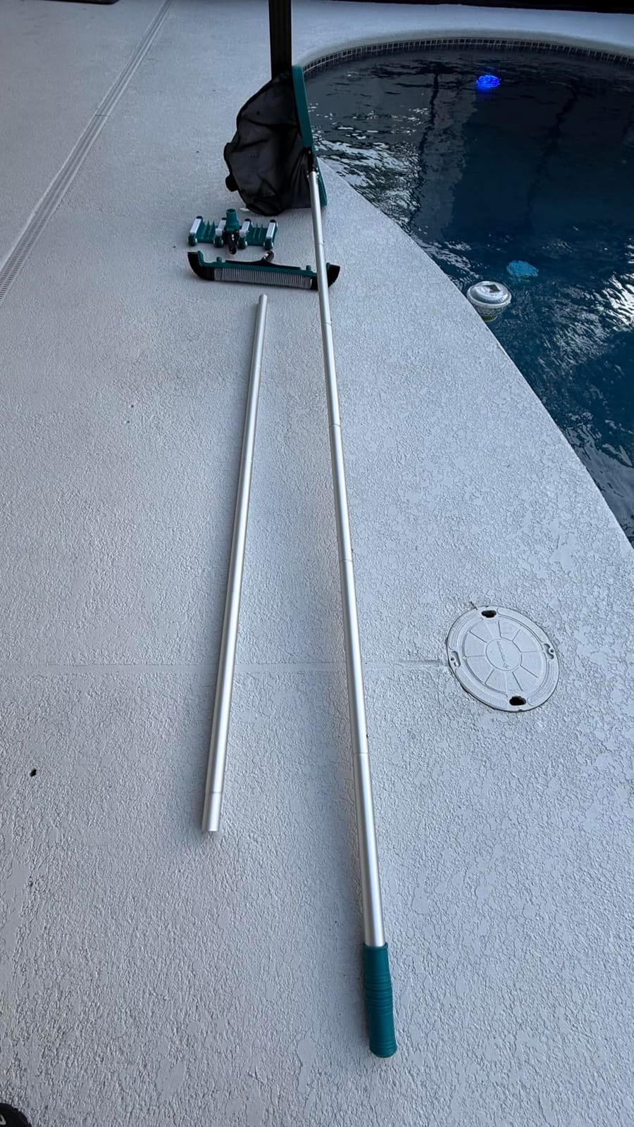 POOLWHALE Pool Cleaning Kit with Vacuum, Pool Net and Brush with Pole customer photo 1