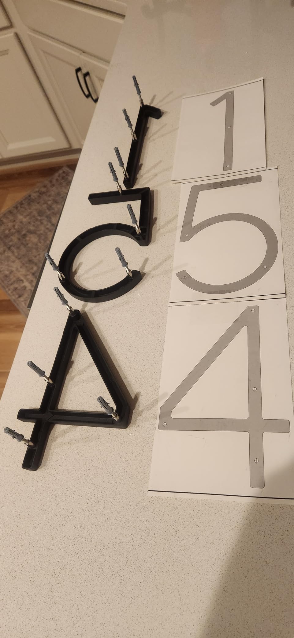 QPMWDBSZ 8 Inch Floating House Number For Outside, Modern Address Numbers | Zinc Alloy Black Anti-Rust Mailbox Number with Nail Kit for Garden Front Door Apartment Signage, Easy to Install customer photo 2