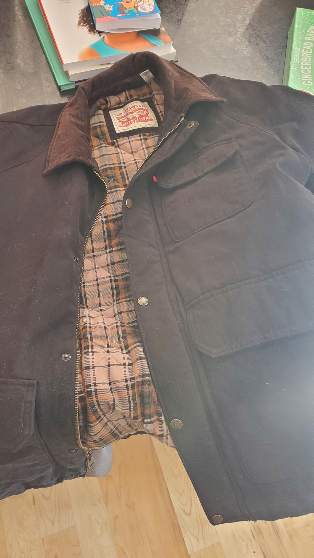 Levi's Men's Cotton Barn Jacket With Corduroy Collar customer photo 2