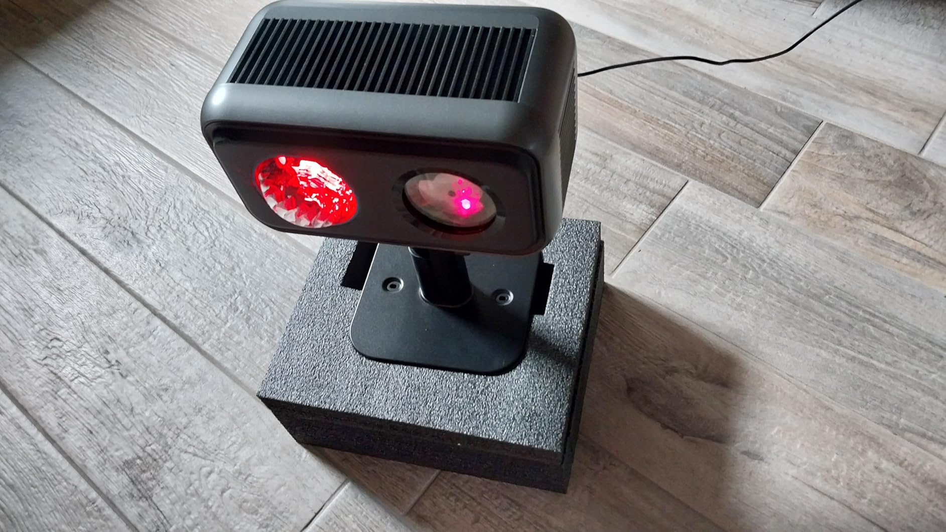 Govee Outdoor Projector Light, Upgraded Aurora Star Projector for Yard, 50+ Scene Modes with 16 RGB Patterns for Indoor & Outdoor Holiday Display, Work with Alexa, Google, Matter, IP65 Waterproof customer photo 1