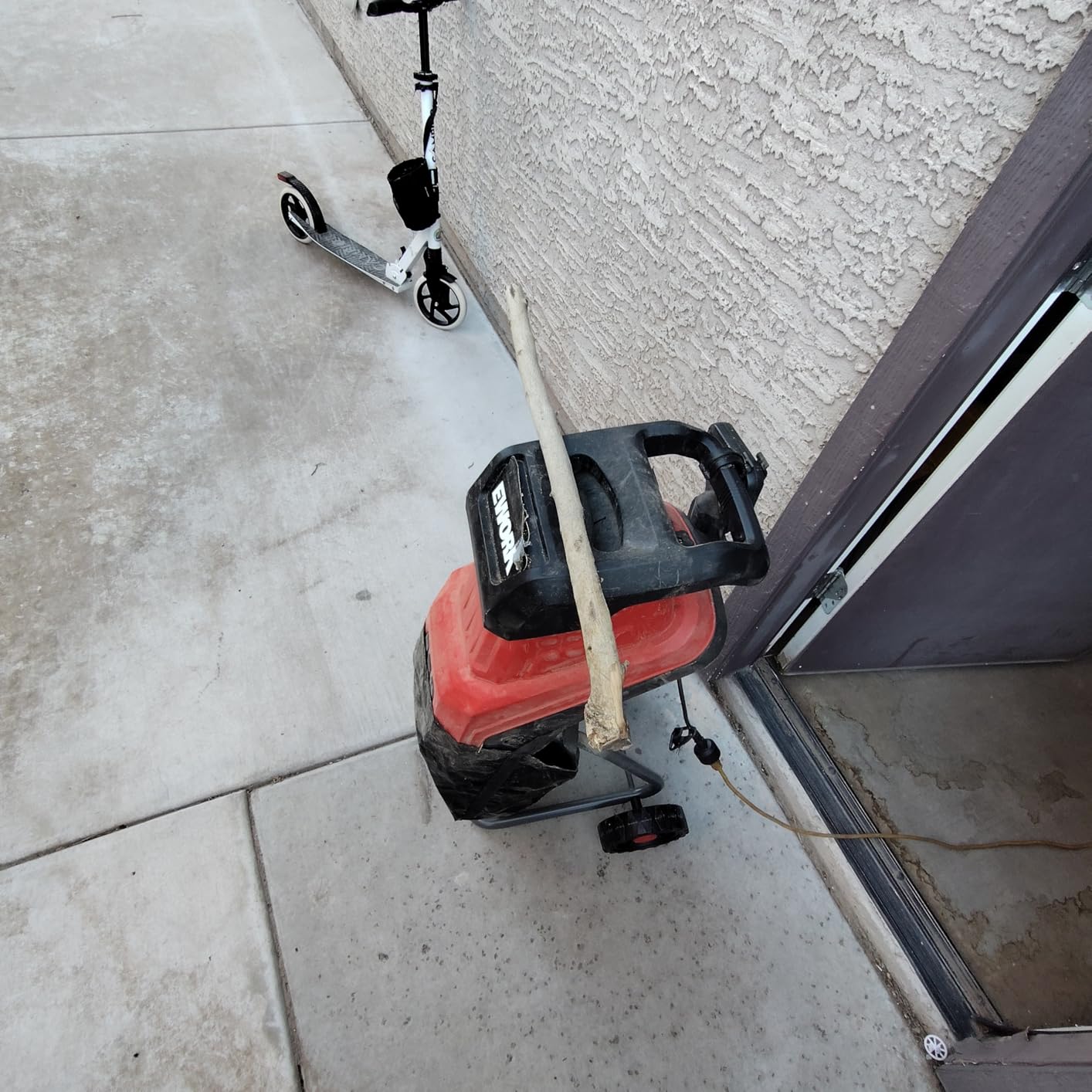 EWORK 15 Amp Electric Wood Chipper Shredder, Max 1.8