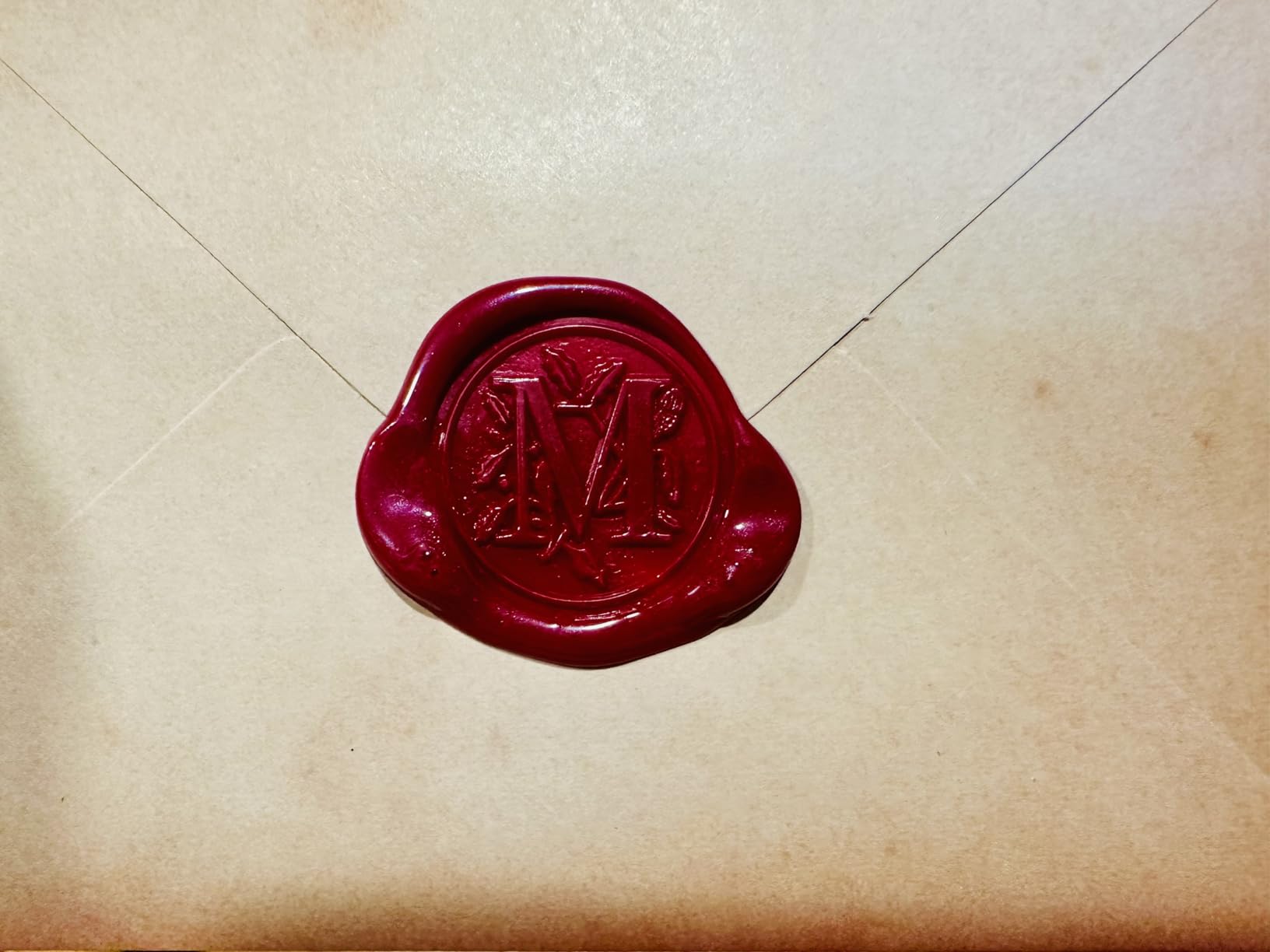 xxxHOLIC Wax Seal Kit, 624 Beads, 24 Colors | Crack-resistant, smokeless wax beads melt smoothly for glossy seals on invitations, envelopes, gift wrapping and DIY crafts customer photo 2