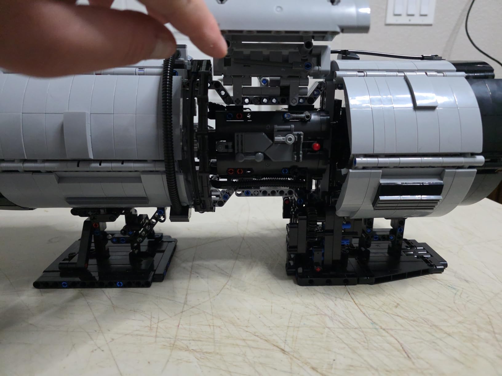 Nifeliz Turbofan Building Set, Engines Series, NF10317 | Engineering Challenge Model for Adult Collectors, A Physical Science Display Project for Home or Office, 2,216 PCS customer photo 2