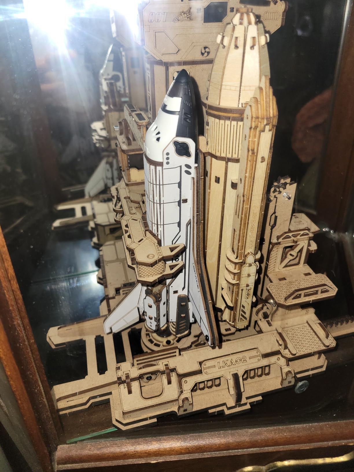 ROKR 3D Wooden Puzzles Space Shuttle-Dynamic Launch Base with Motorized Lift, LED Light Effects, 1:420 Scale Collectible Building Kit Airplane Wooden Puzzles Gift for Adults customer photo 2