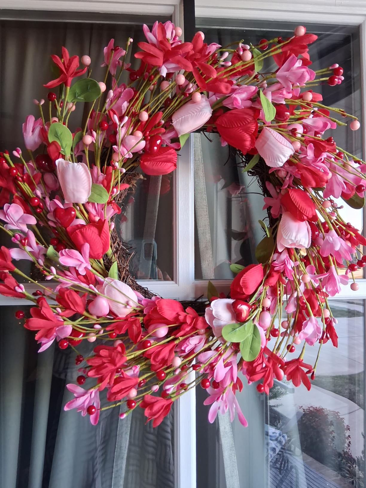 Valentine's Day Wreath 22 Inch Valentines Day Wreaths for Front Door Valentine Door Wreath with Red Berries Pink Forsythia Flowers Red Tulip for Wedding Decor Candlelight Dinner Anniversary customer photo 2