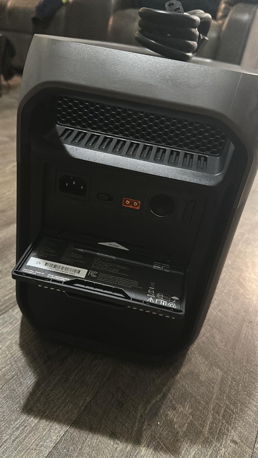 EF ECOFLOW DELTA 3 Max Portable Power Station, 2048Wh LFP Battery, 2400W | 3400W X-Boost Output, Ultra-Fast 0-80% Charging in 1.13 Hr, Home Backup & RV Camping, Solar Generator customer photo 2