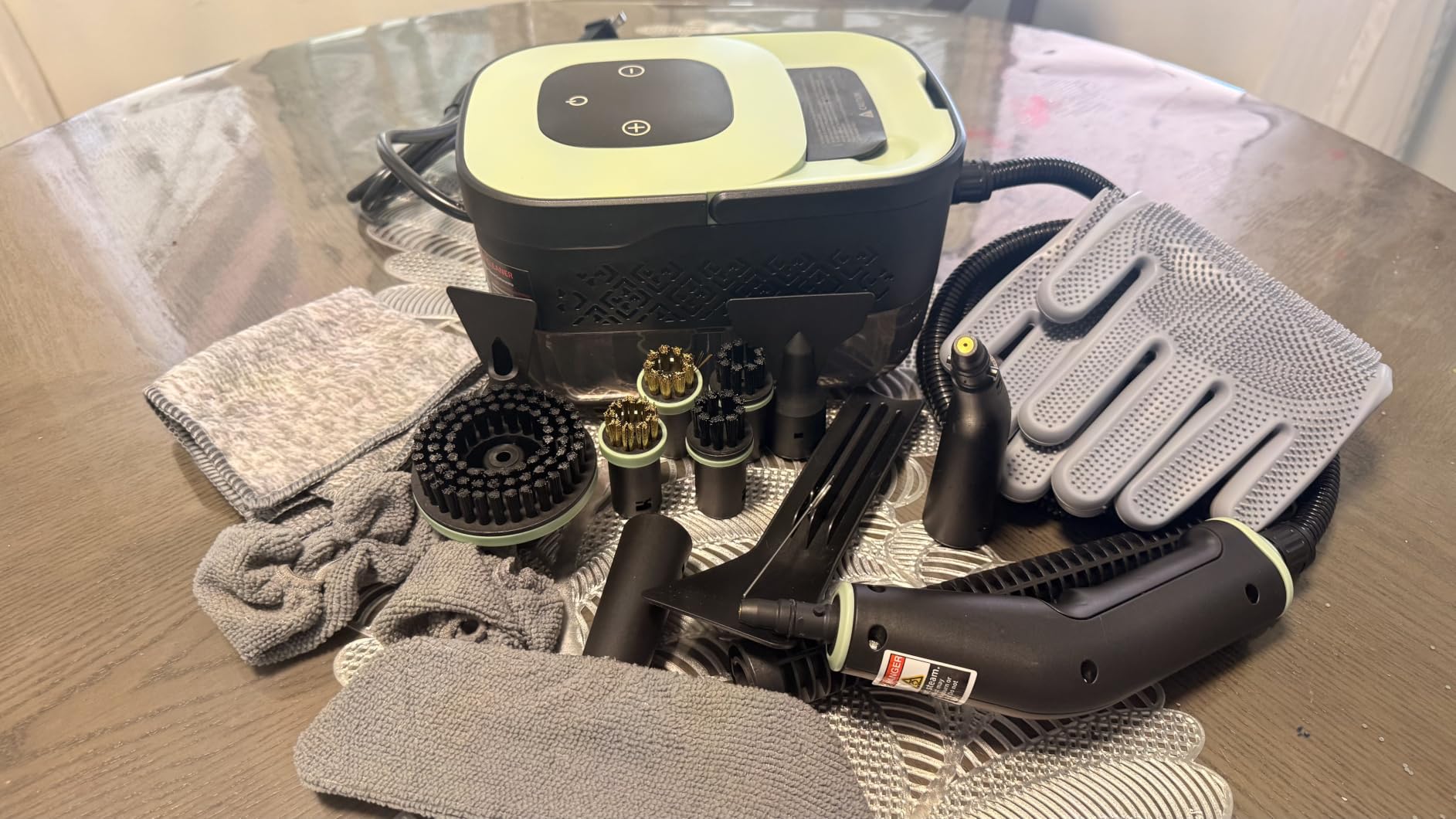 Steam Cleaner, Portable Steamer for Cleaning with 16pcs Accessories, 6-Level Adjustable and 15s Heat-Up, Handheld Steam Cleaner for Home, Tile, Dirt, Grout, Grease, Car Detailing customer photo 1