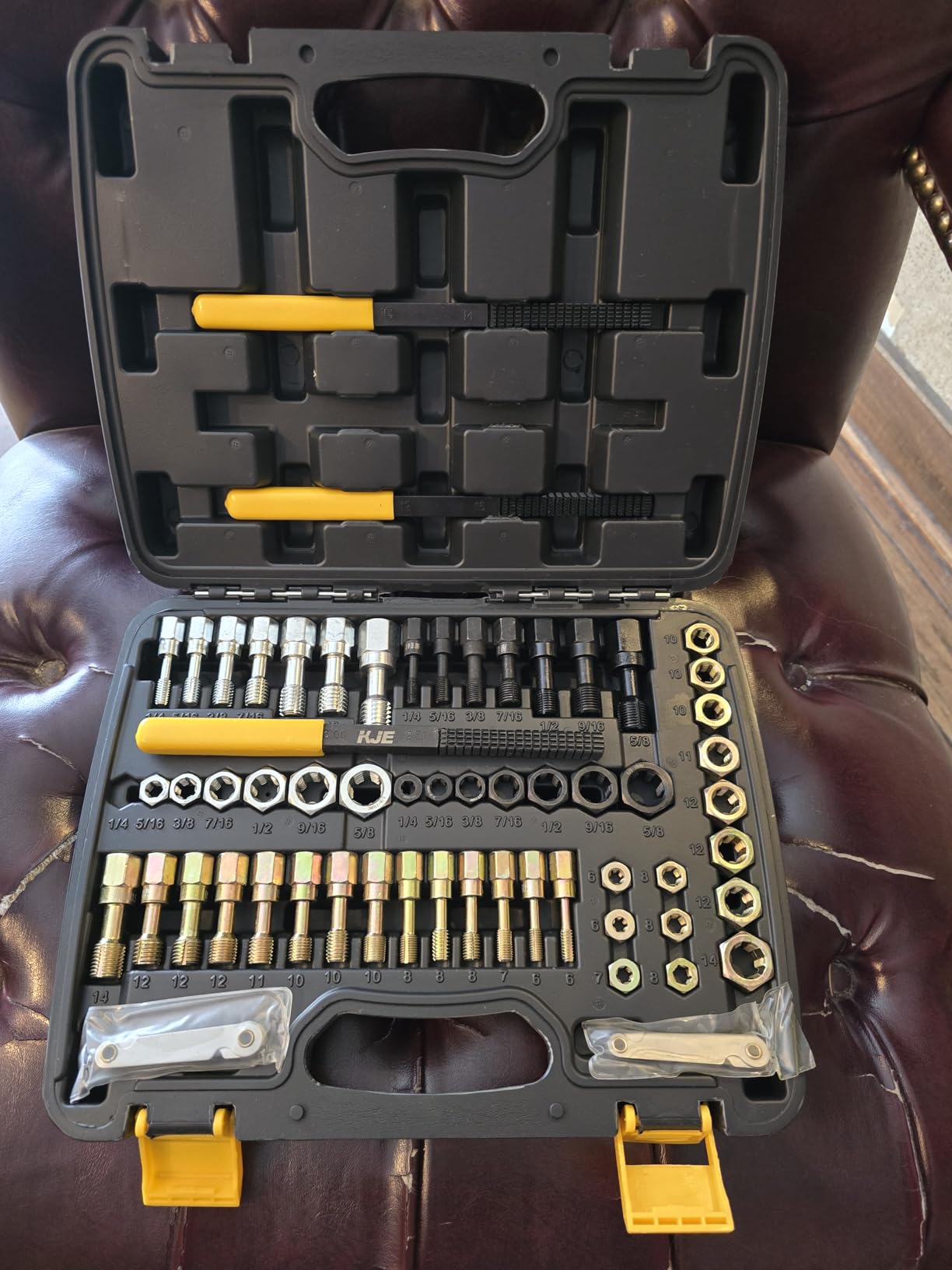 KJE 61Pcs Thread Restorer Kit, Rethreading Kit, UNC, UNF & Metric Thread Chaser Set with Taps, Dies, Thread Files & Pitch Gauges for Repair Damaged Threads Bolts, Nuts and Screws customer photo 2