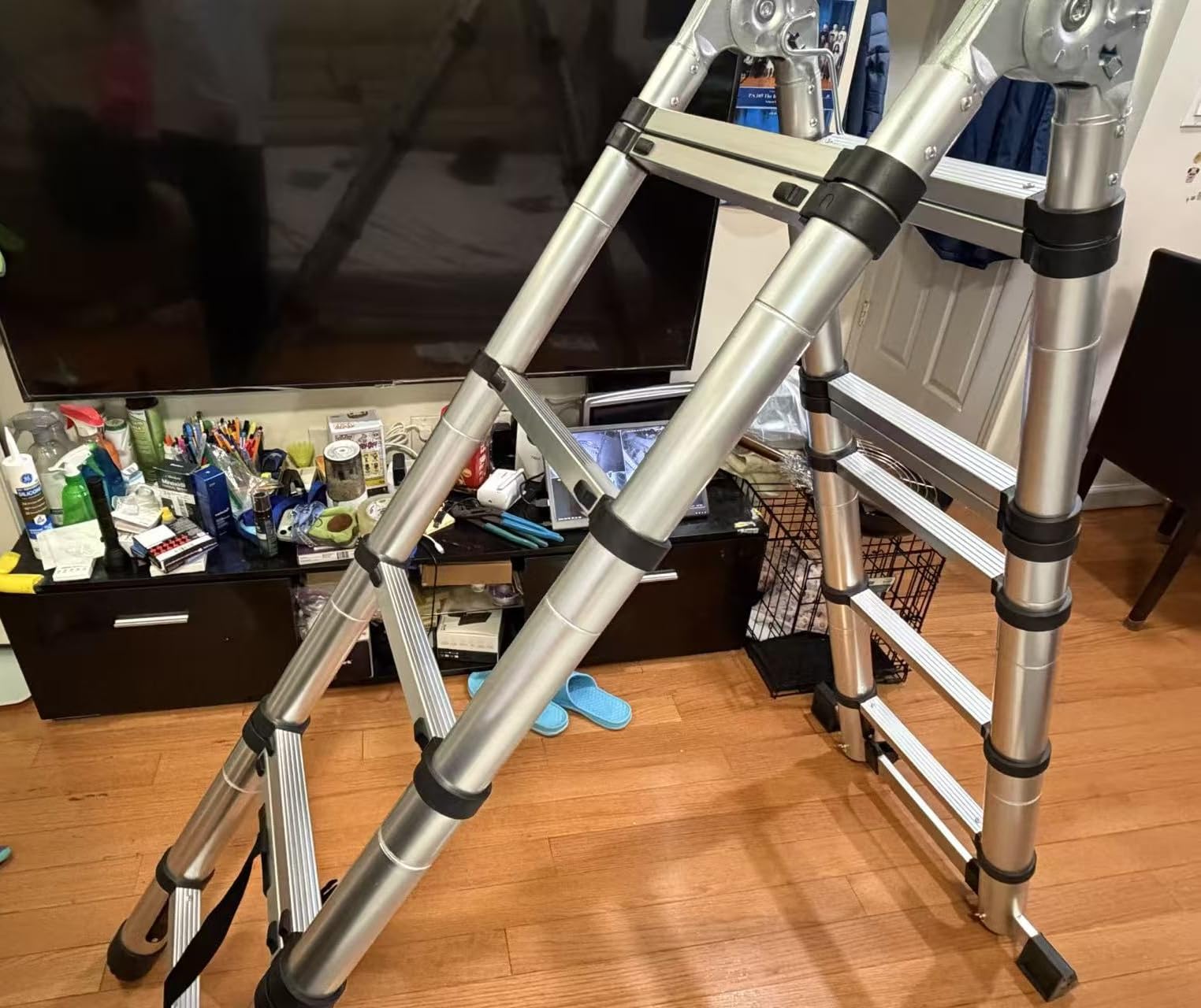 Telescoping Ladder with Hooks, 20.3 FT, Stabilizer & Wheels, Silver | 330 lb Capacity, Auto-Lock Rungs, Anti-Slip Feet; for Roof, Gutter, RV, Exterior Wall and Outdoor Maintenance customer photo 1