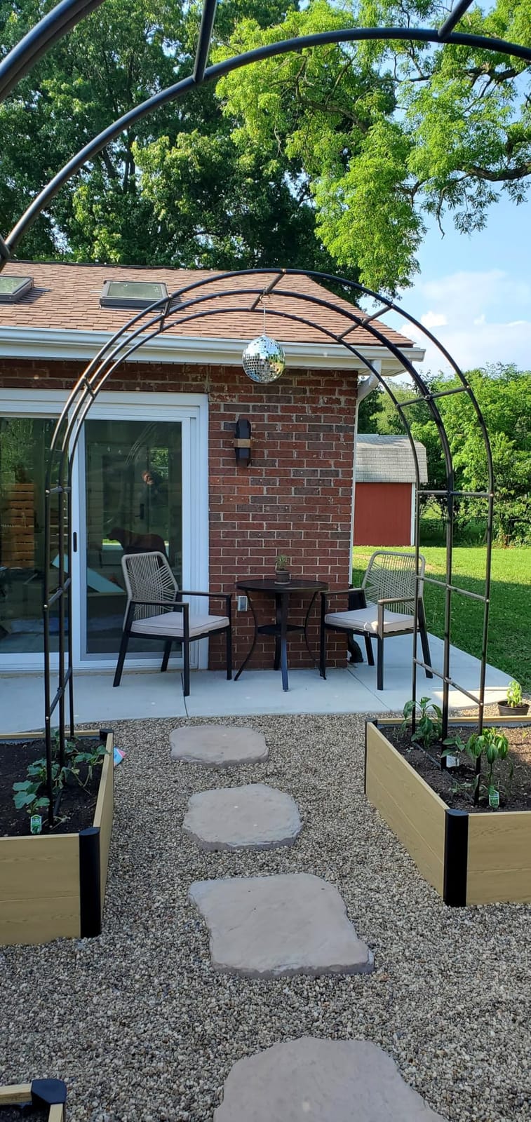 Thickened Tube Garden Arch, 7.3ft Heavy-Duty Metal with 16mm Steel Tubes & 0.5mm Thickened Wall, Durable Outdoor Trellis for Climbing Plants, Roses, Garden Party, Ceremony & Decorations (Black) customer photo 1