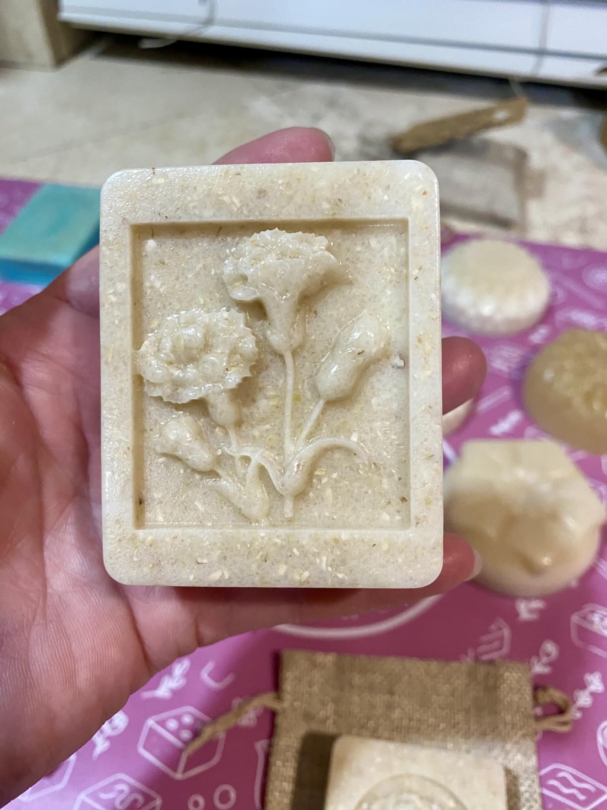 CraftZee SUPER DELUXE Soap Making Kit - All-in-One Soap Making Supplies with 6lbs Soap Base, 8 Dyes, 8 Essential Oils, Silicone Molds, Cutters, All Essential Tools & Instructions customer photo 1