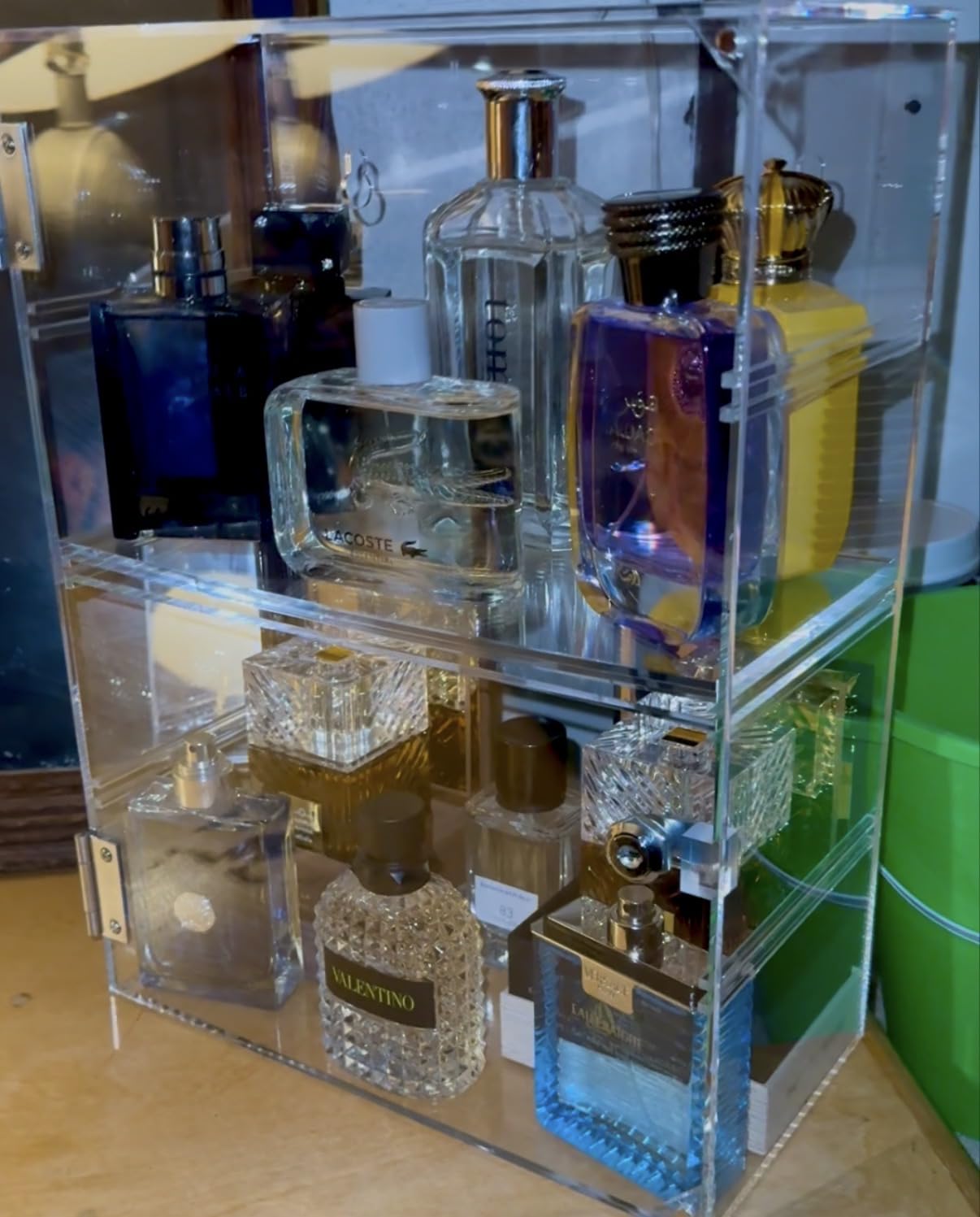 Acrylic Display Case with Lock - Acrylic Storage Chest for Figures, Collectibles, Jewelry, Expensive Items & More - Secure and Organized Storage (3.7