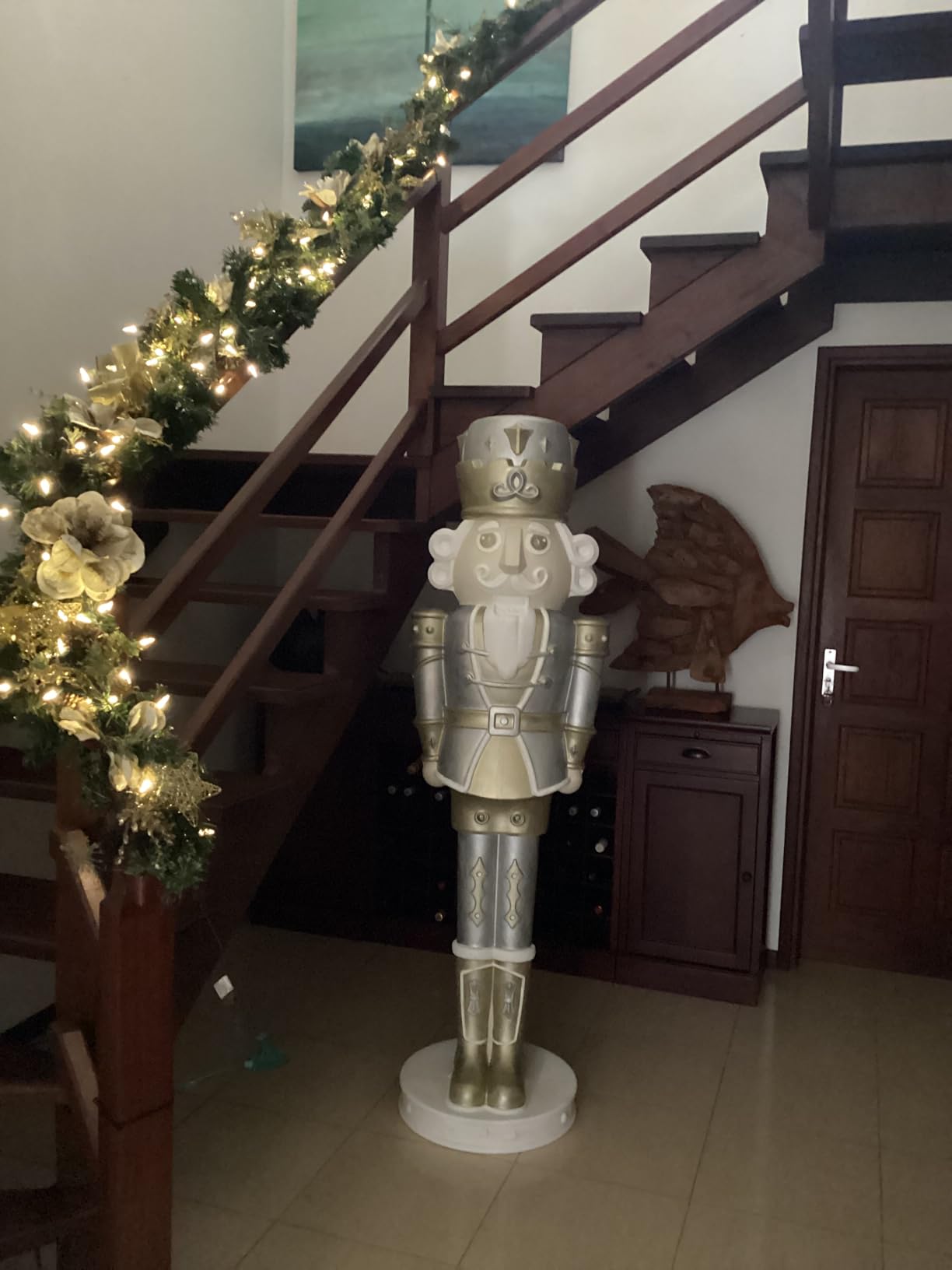 Step2 Nutcracker Prince Paintable DIY Holiday Statue, 6-Foot Tall, White customer photo 2