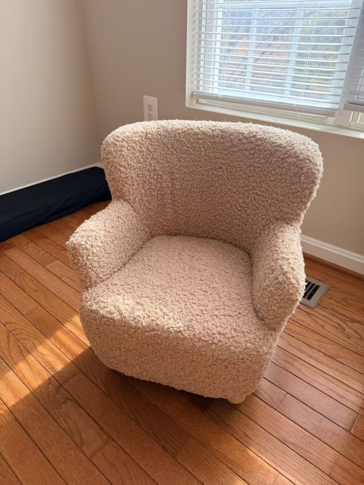 Costzon Kids Sofa, Comfy Toddler Armchair with Solid Rubber Wood Legs, Upholstered Children Reading Chair for Boys & Girls Aged 3+, Kids Furniture Mini Recliner Chair for Bedroom, Playroom (Coffee) customer photo 2