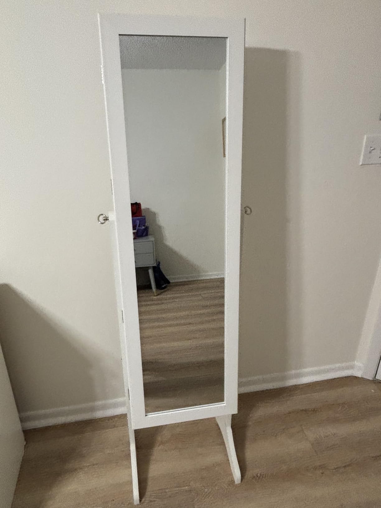 Sweetcrispy Jewelry Armoire Cabinet, Jewelry Organizer, Freestanding | Lockable, Standing Makeup Mirror with Storage, Full Length Cabinet, 3 Adjustable Angles 13°/23°/30°, White customer photo 2