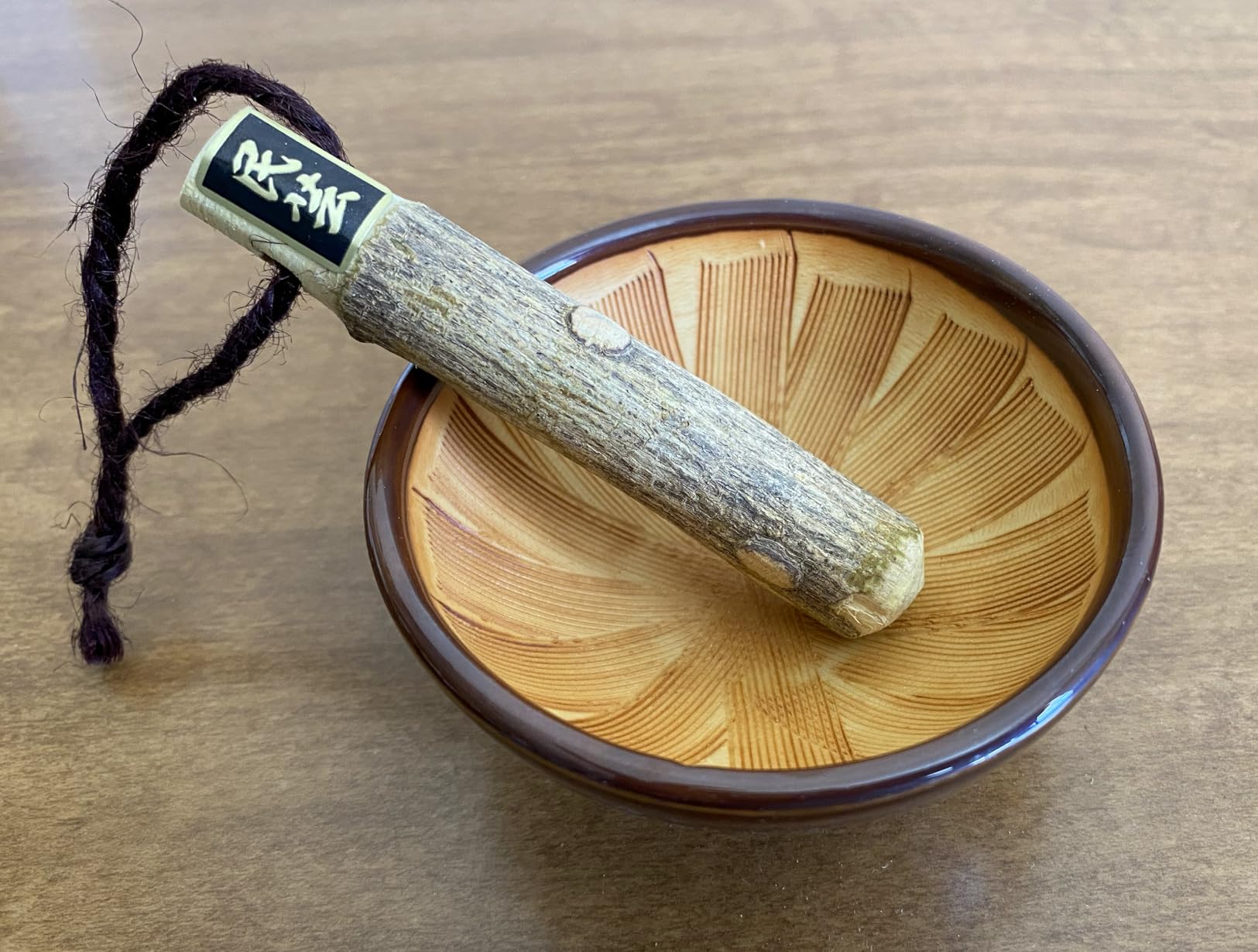 Japanese Mortar and Pestle Set, 3.35 Inch (85mm) Suribachi Bowl with 3.54 Inch (90mm) Sansho Wood Pestle, Made in Japan customer photo 2