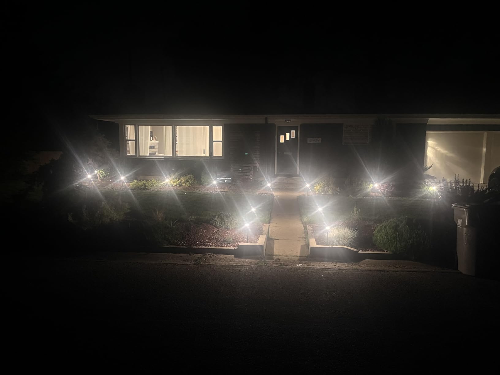 PARTPHONER Low Voltage Landscape Lighting 12-Pack, Aluminum 12V Pathway Lights with G4 Bulbs customer photo 2