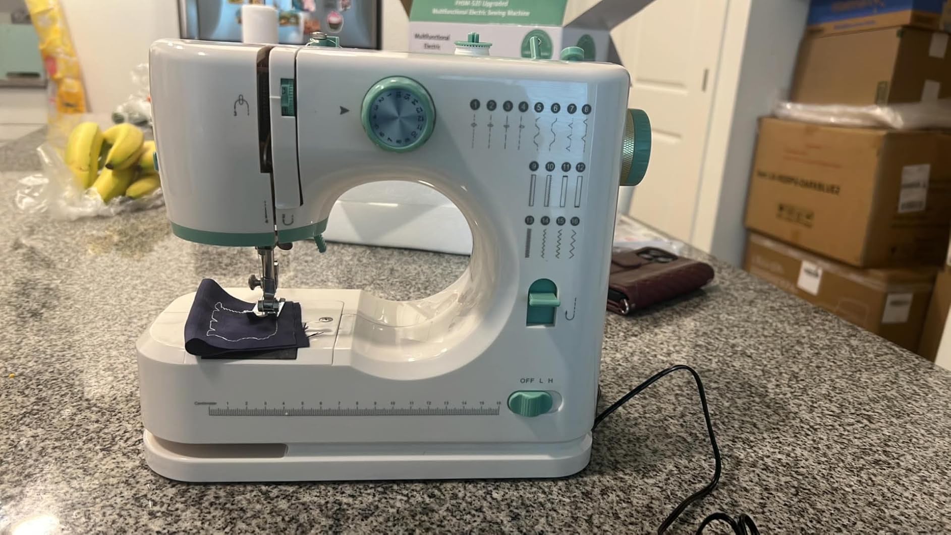 Ninonly Sewing Machine for Beginners, Portable Electric Sewing Machine with 16 Stitches, Foot Pedal and Accessories Kit for Home DIY Sew Projects, Purple customer photo 2