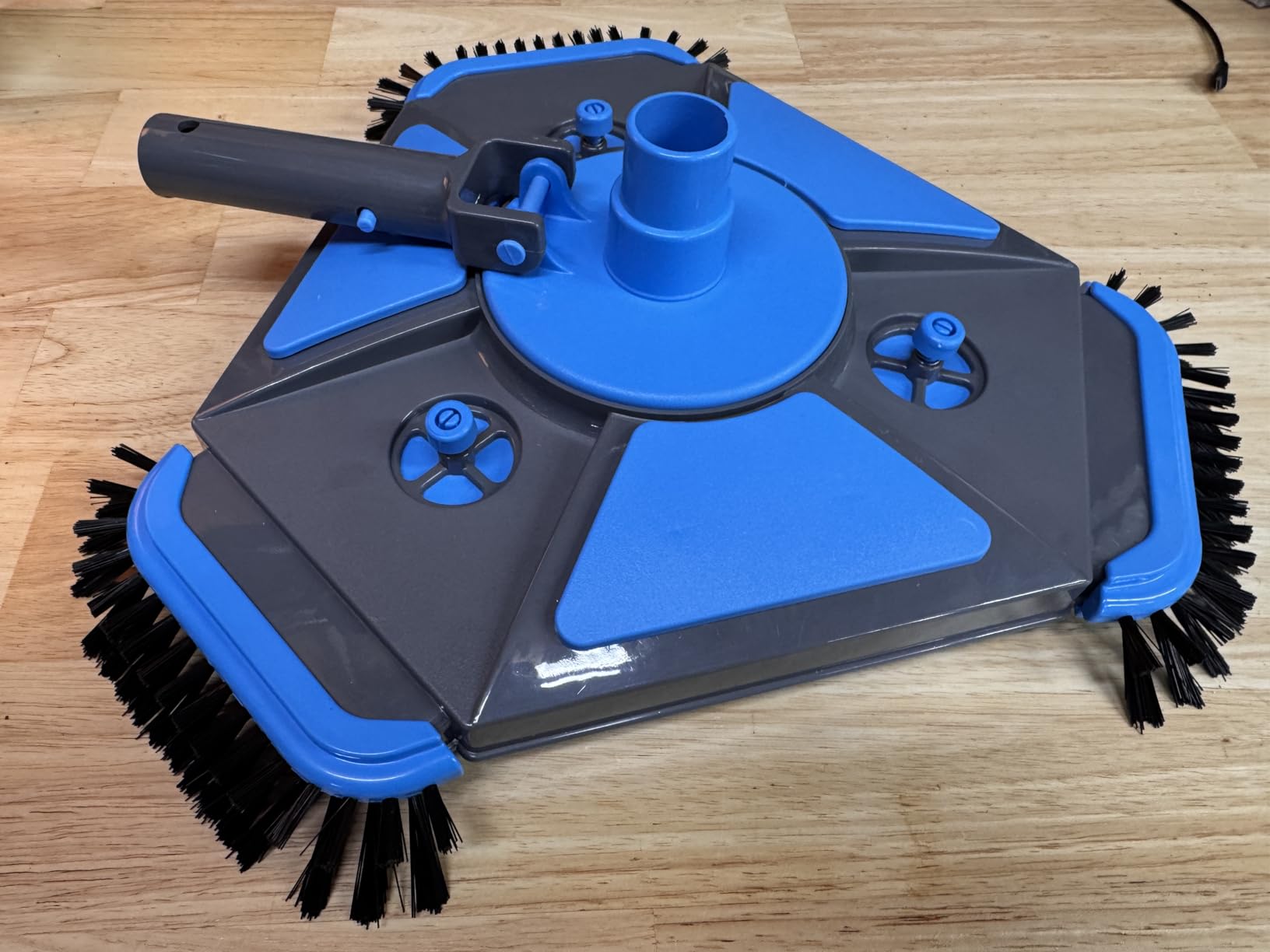 UIRWAY 4-in-1 Deluxe Swimming Pool Cleaning Kit - Includes Upgrade Triangular Pool Vacuum Head, Detachable Brush, Deep Leaf Skimmer Net, Adjustable Aluminum Pole Inground & Above Ground Pools customer photo 1