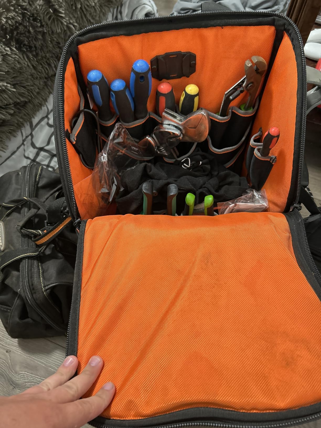 Klein Tools 62804 Tool Runner Tool Bag Organizer for Electricians, HVAC, Plumbers, Technicians, 39 Pockets, Opens Both Sides customer photo 1